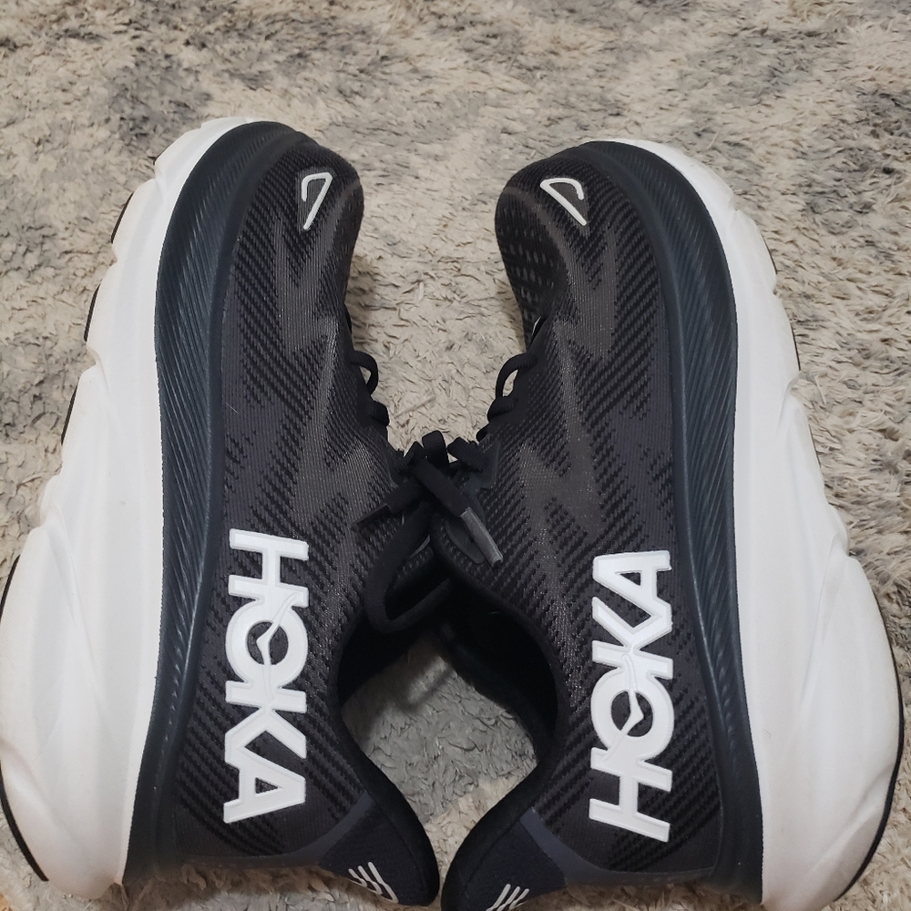 Women | Hoka Clifton 9 - Picture 9 of 12
